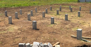 Фундамент на забивных жб сваях под ключ в Ишимбае - фундамент из забивных железобетонных свай цена от 3189 руб/м2