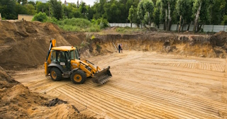 Разработка котлована Ишимбай стоимость за от 575 руб. м3 - заказать работы по копке и рытью котлованов | траншей